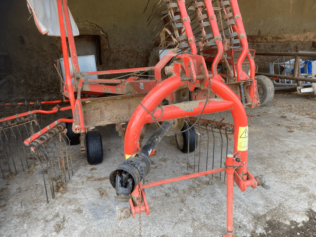 Schwader of the type Kuhn GA 4321 GM, Gebrauchtmaschine in CONDE SUR VIRE (Picture 1)