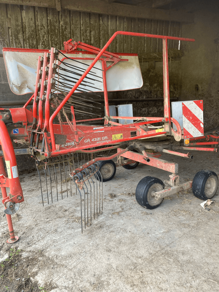 Schwader van het type Kuhn GA 4321 GM, Gebrauchtmaschine in CONDE SUR VIRE (Foto 2)