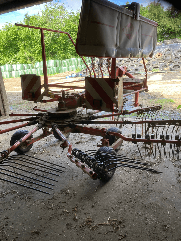 Schwader tip Kuhn GA 4321 GM, Gebrauchtmaschine in CONDE SUR VIRE (Poză 3)