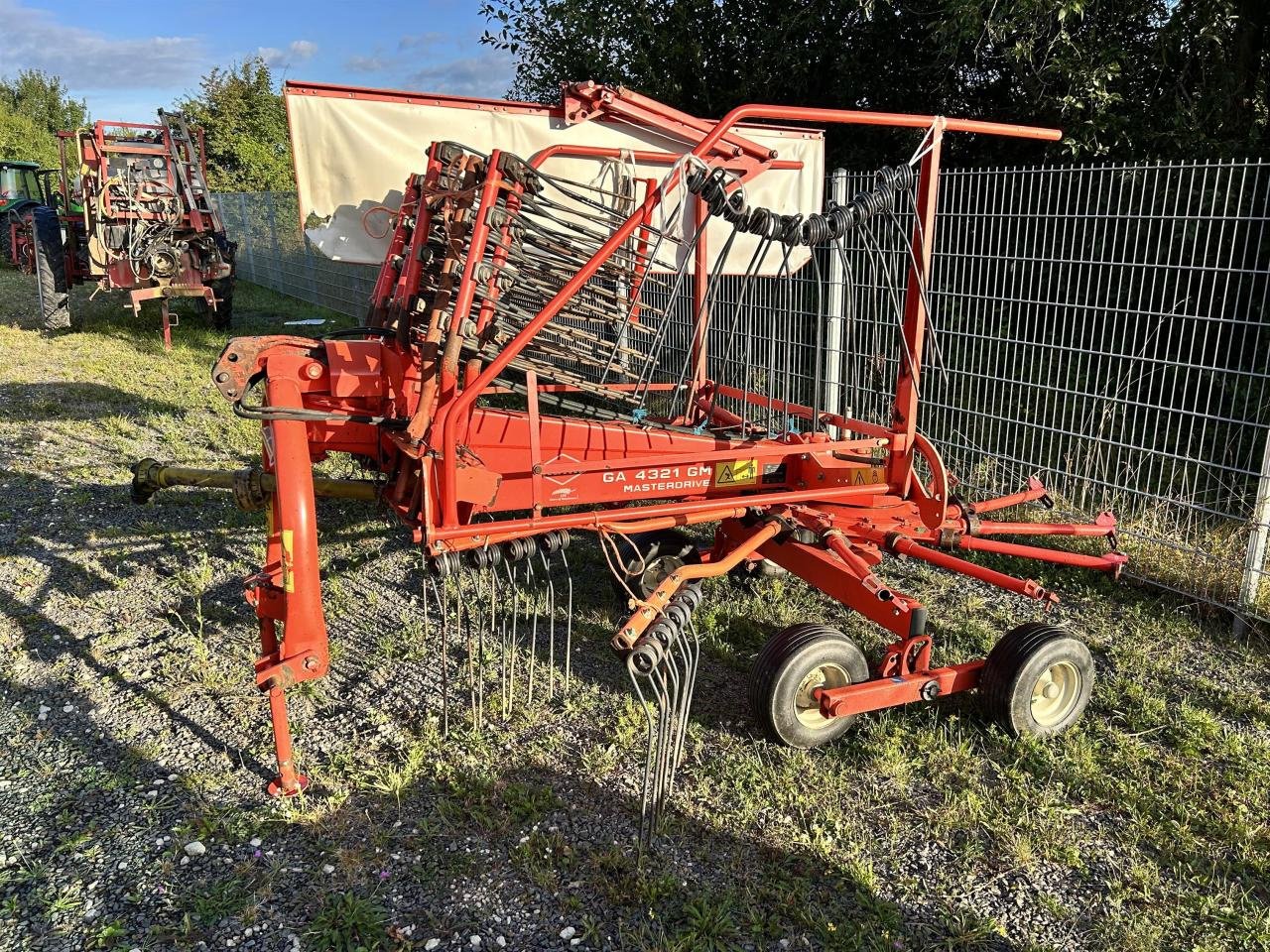 Schwader typu Kuhn GA 4321 GM, Gebrauchtmaschine v Zweibrücken (Obrázok 4)