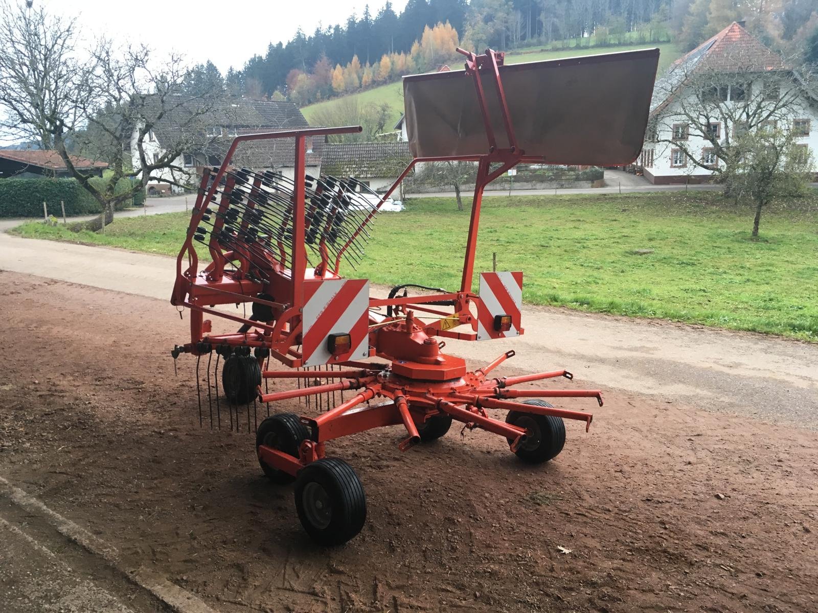 Schwader du type Kuhn Ga 4331 GM, Gebrauchtmaschine en Elzach (Photo 2)