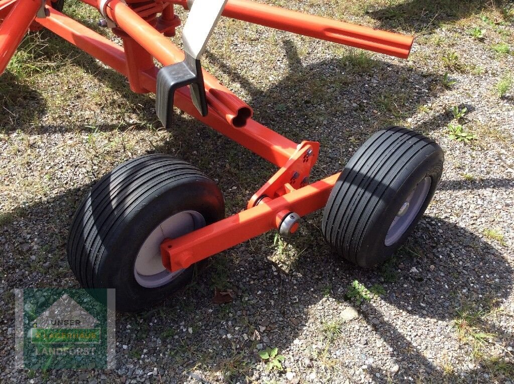 Schwader del tipo Kuhn GA 4401, Neumaschine en Kobenz bei Knittelfeld (Imagen 8)