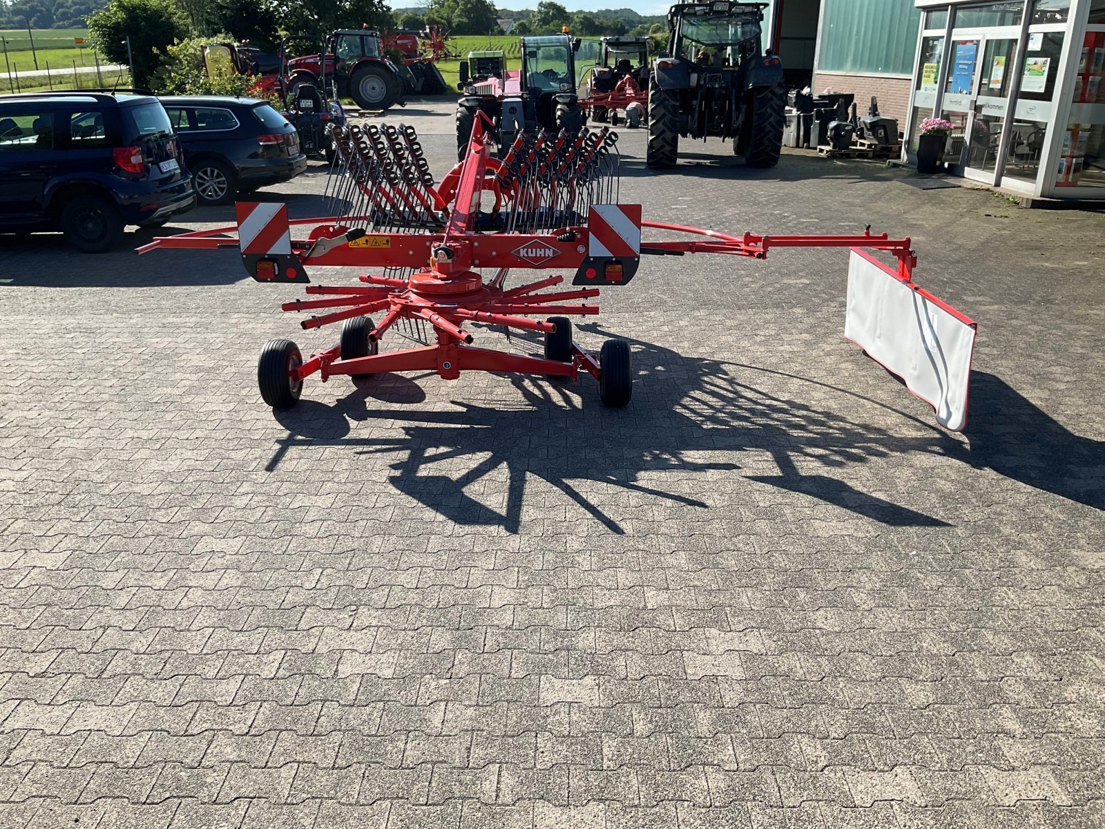 Schwader tip Kuhn GA 4431 Giroschwader, Neumaschine in Trendelburg (Poză 3)