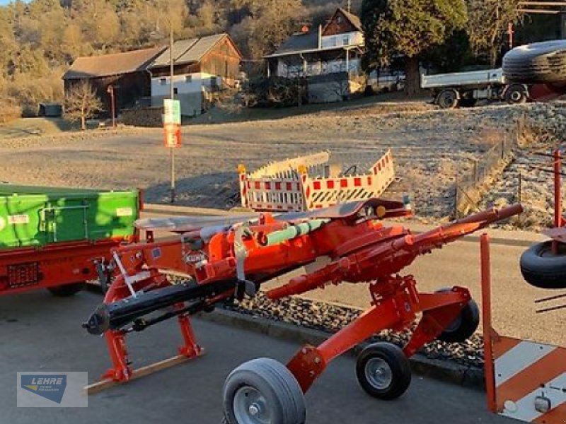 Schwader des Typs Kuhn GA 4731, Neumaschine in Haiterbach