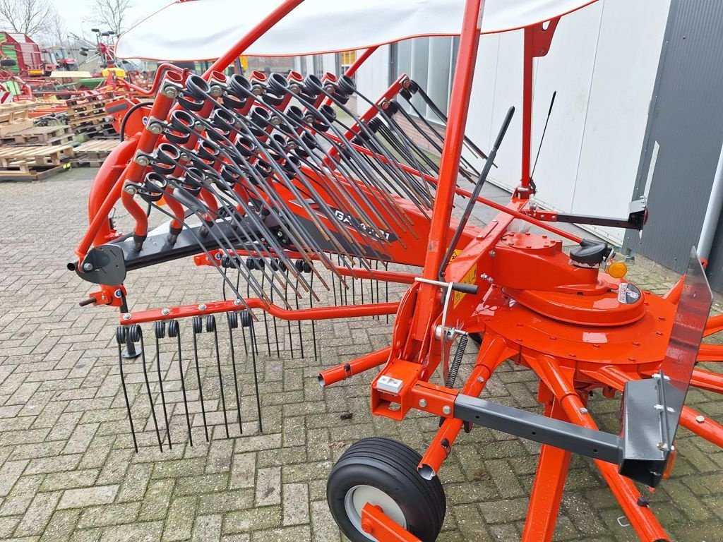 Schwader tip Kuhn GA 4731, Neumaschine in MARIENHEEM (Poză 8)