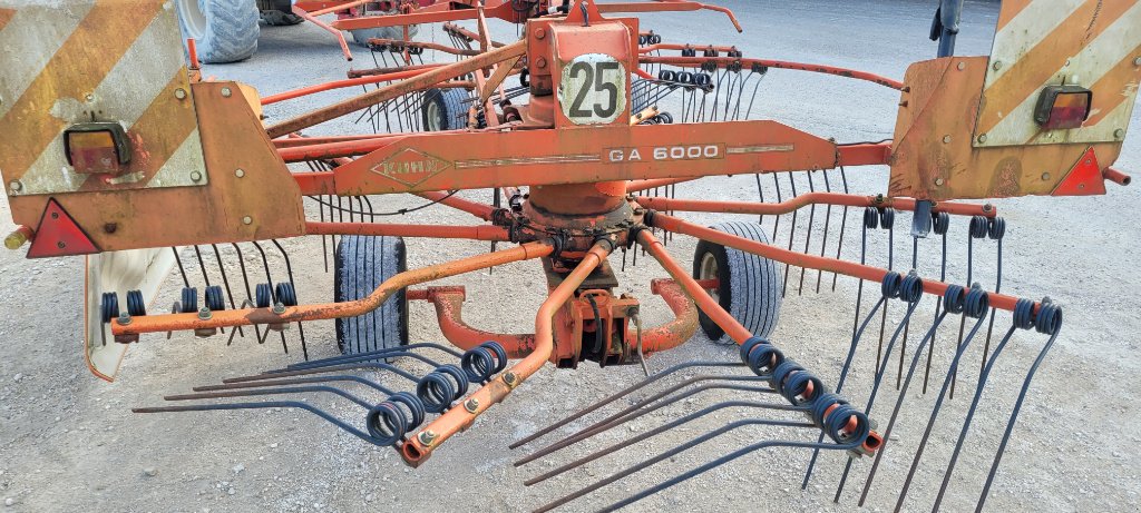 Schwader del tipo Kuhn GA 6000, Gebrauchtmaschine en Lérouville (Imagen 8)