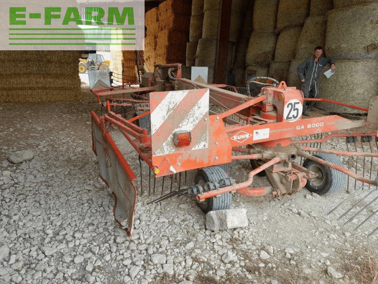 Schwader del tipo Kuhn ga 6000, Gebrauchtmaschine en CHAUVONCOURT (Imagen 4)