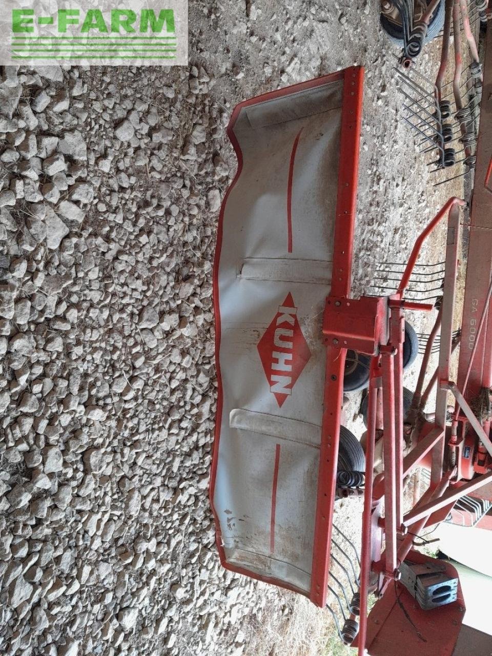 Schwader tip Kuhn ga 6000, Gebrauchtmaschine in CHAUVONCOURT (Poză 8)