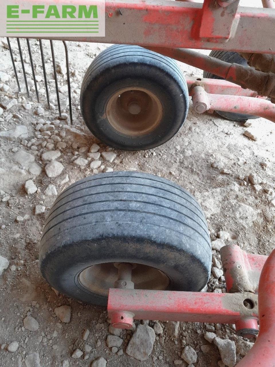 Schwader tip Kuhn ga 6000, Gebrauchtmaschine in CHAUVONCOURT (Poză 5)