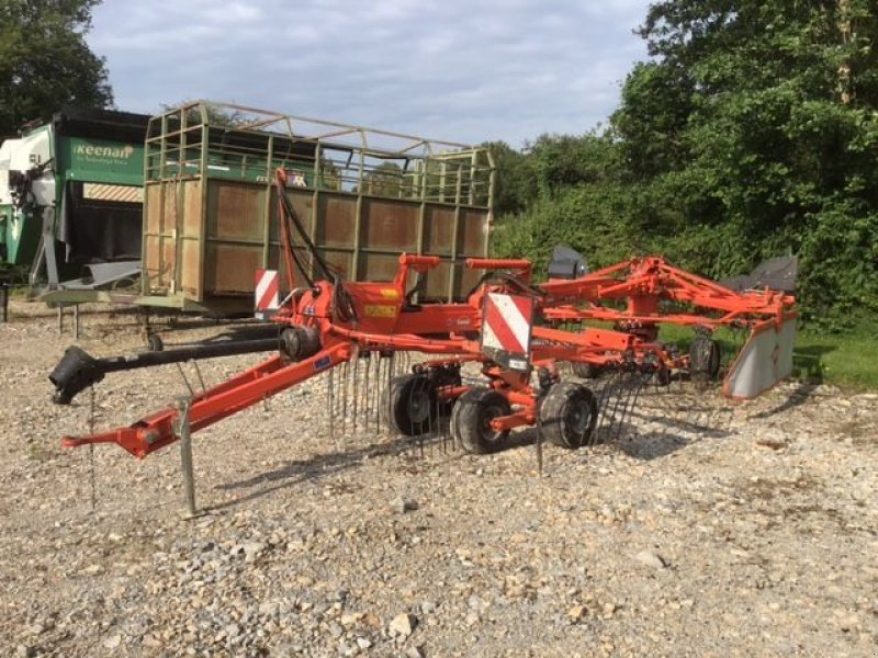 Schwader tip Kuhn GA 6002, Gebrauchtmaschine in Condeissiat (Poză 1)