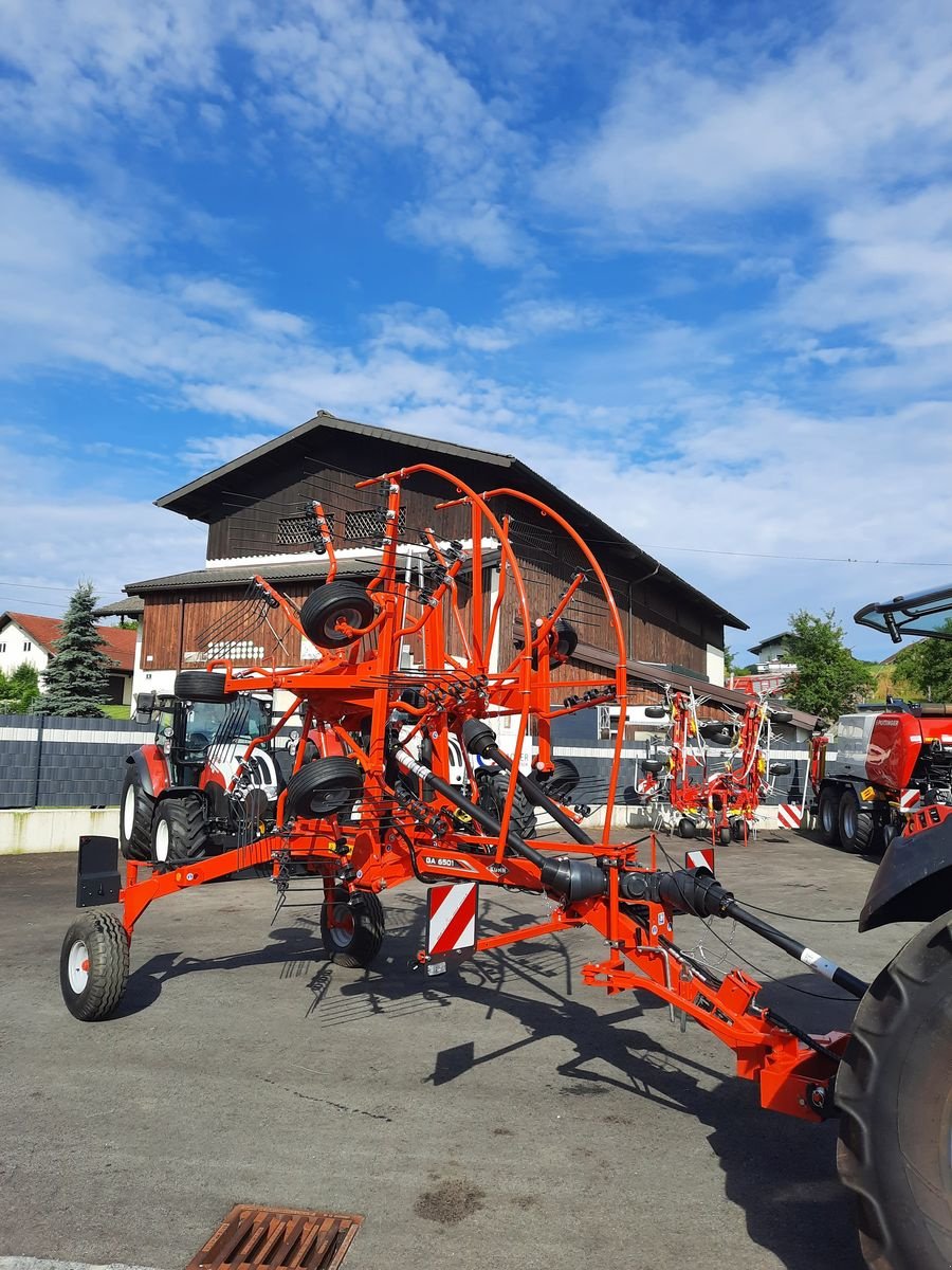 Schwader van het type Kuhn GA 6501, Neumaschine in Berndorf (Foto 4)