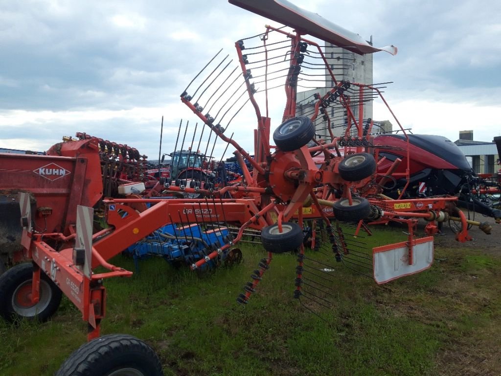 Schwader del tipo Kuhn GA 6520, Gebrauchtmaschine en BRAS SUR MEUSE (Imagen 1)