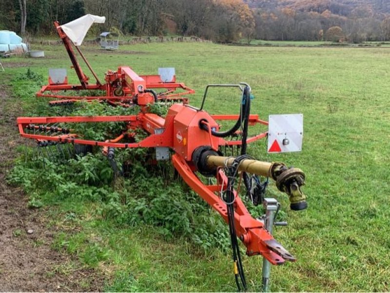 Schwader del tipo Kuhn GA 6522 LATERAL, Gebrauchtmaschine In SAINT GAUDENS (Immagine 1)