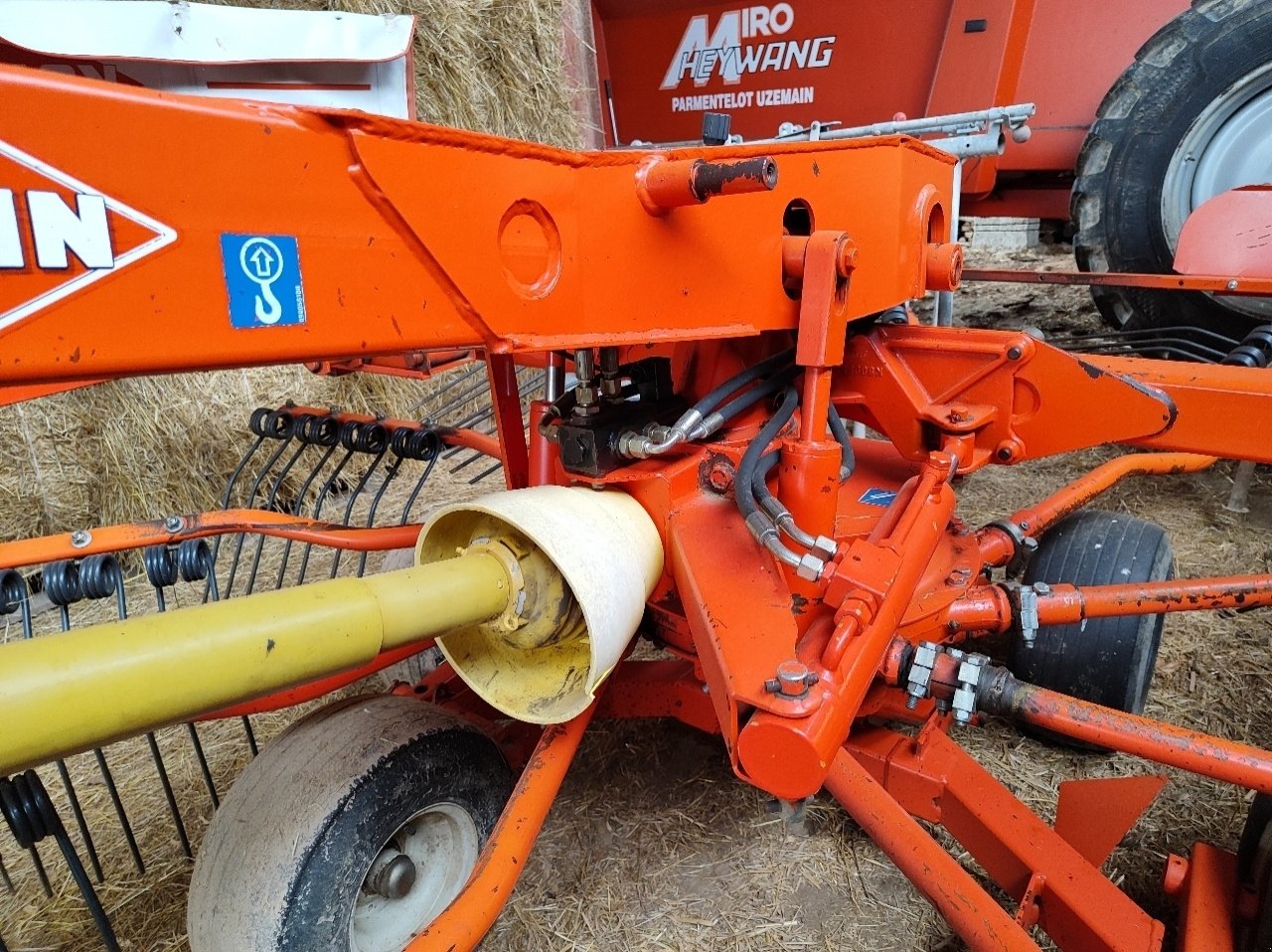 Schwader tip Kuhn GA 6522, Gebrauchtmaschine in Saint-Nabord (Poză 2)