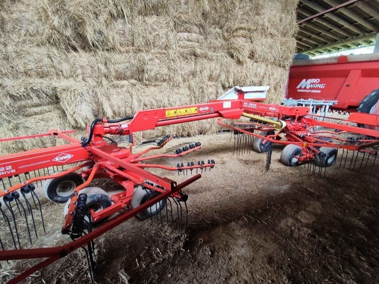 Schwader del tipo Kuhn GA 6522, Gebrauchtmaschine en Saint-Nabord (Imagen 3)