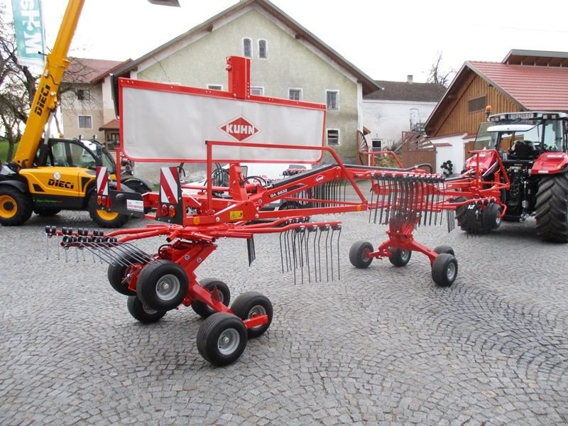 Schwader Türe ait Kuhn GA 6632 Wurmschwader, Neumaschine içinde St. Marienkirchen (resim 8)