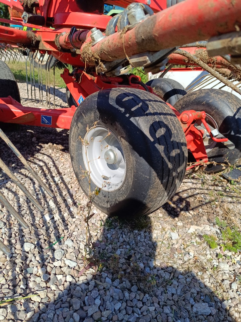 Schwader a típus Kuhn GA 6632, Gebrauchtmaschine ekkor: MANDRES-SUR-VAIR (Kép 5)