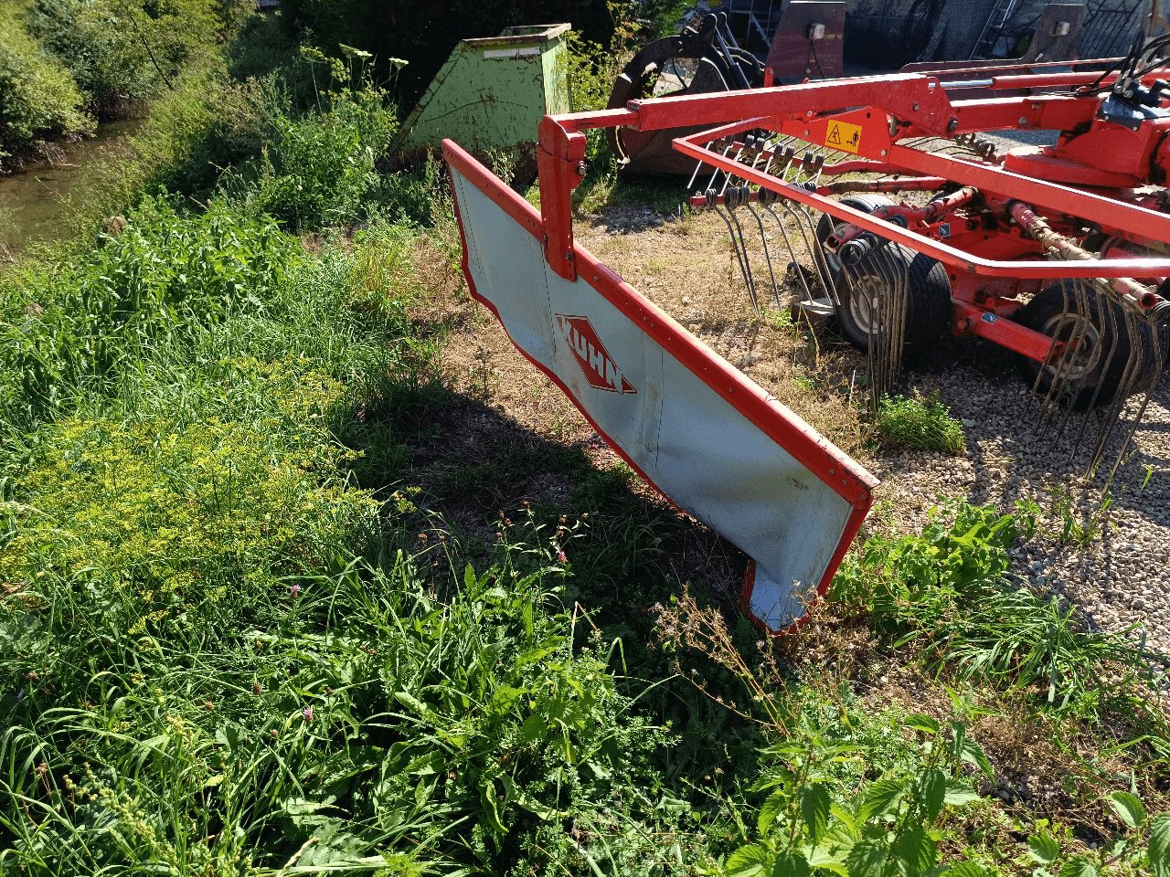 Schwader del tipo Kuhn GA 6632, Gebrauchtmaschine en MANDRES-SUR-VAIR (Imagen 9)