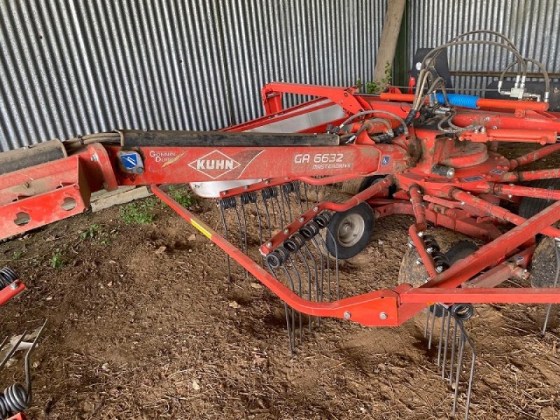 Schwader tip Kuhn GA 6632, Gebrauchtmaschine in LE PONT CHRETIEN (Poză 7)