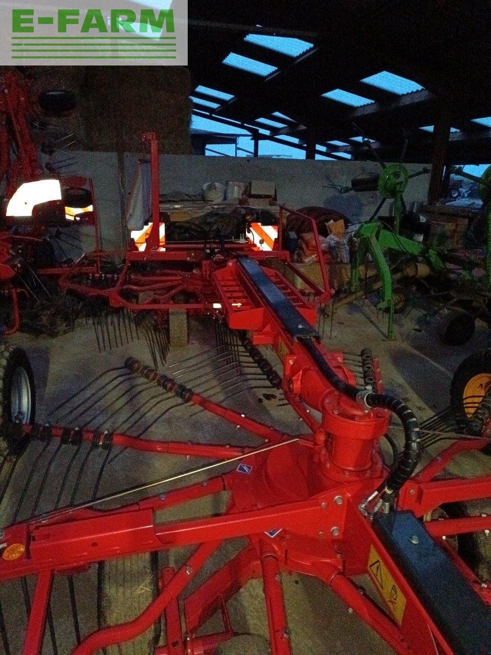 Schwader tip Kuhn ga 6632, Gebrauchtmaschine in CHAUVONCOURT (Poză 11)