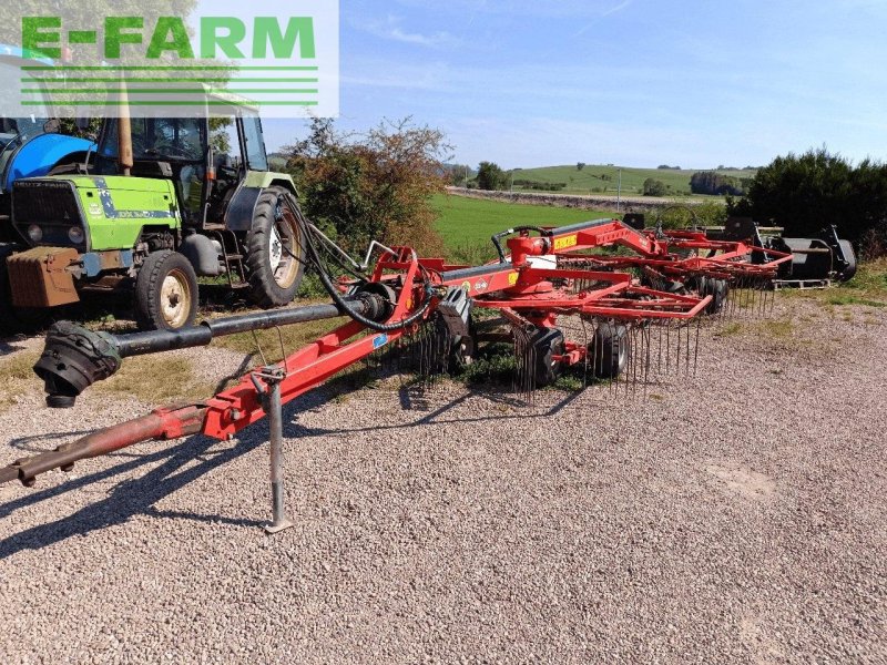 Schwader tip Kuhn ga 6632, Gebrauchtmaschine in CHAUVONCOURT (Poză 1)