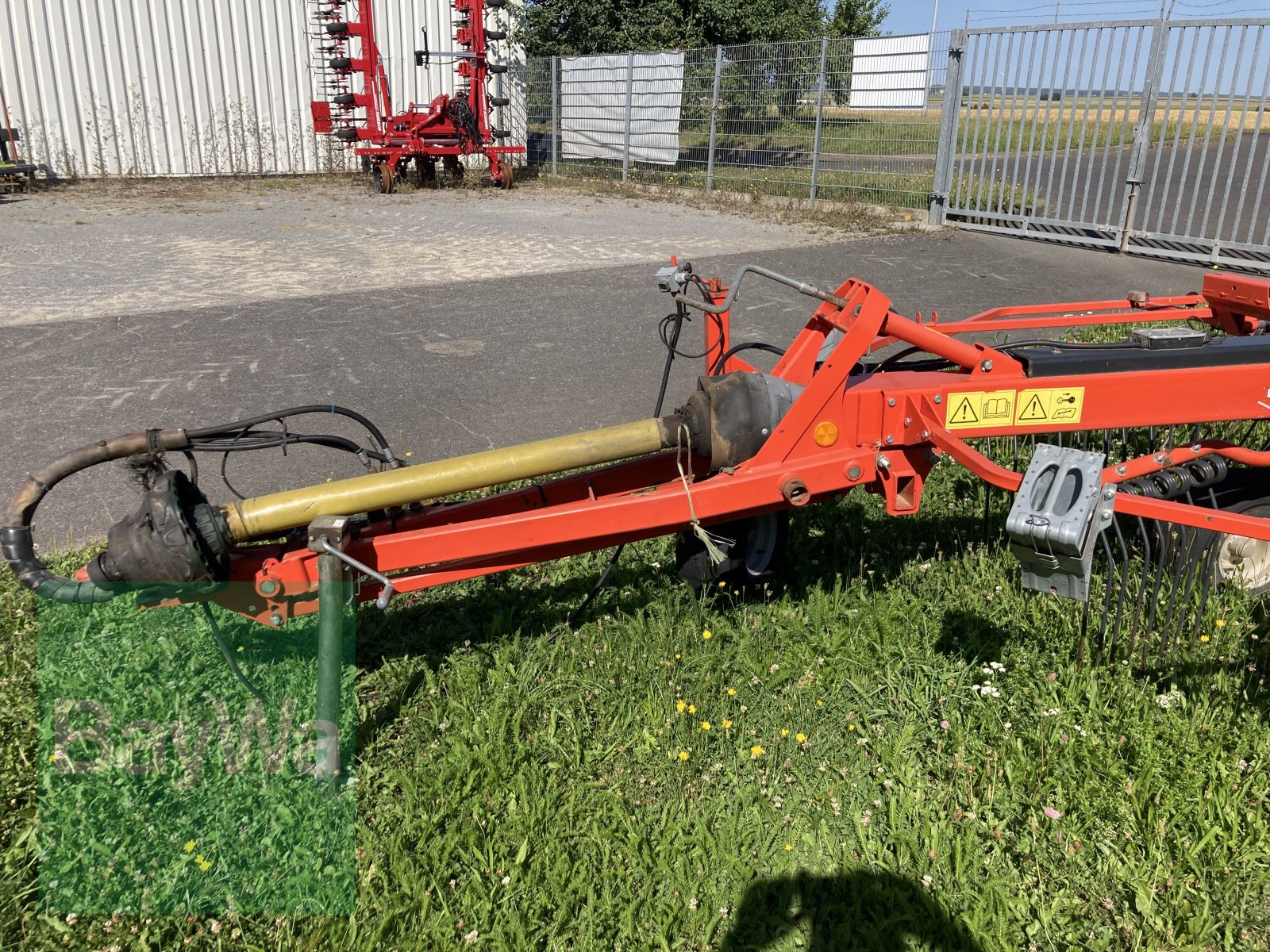 Schwader van het type Kuhn GA 6632, Gebrauchtmaschine in Giebelstadt (Foto 12)