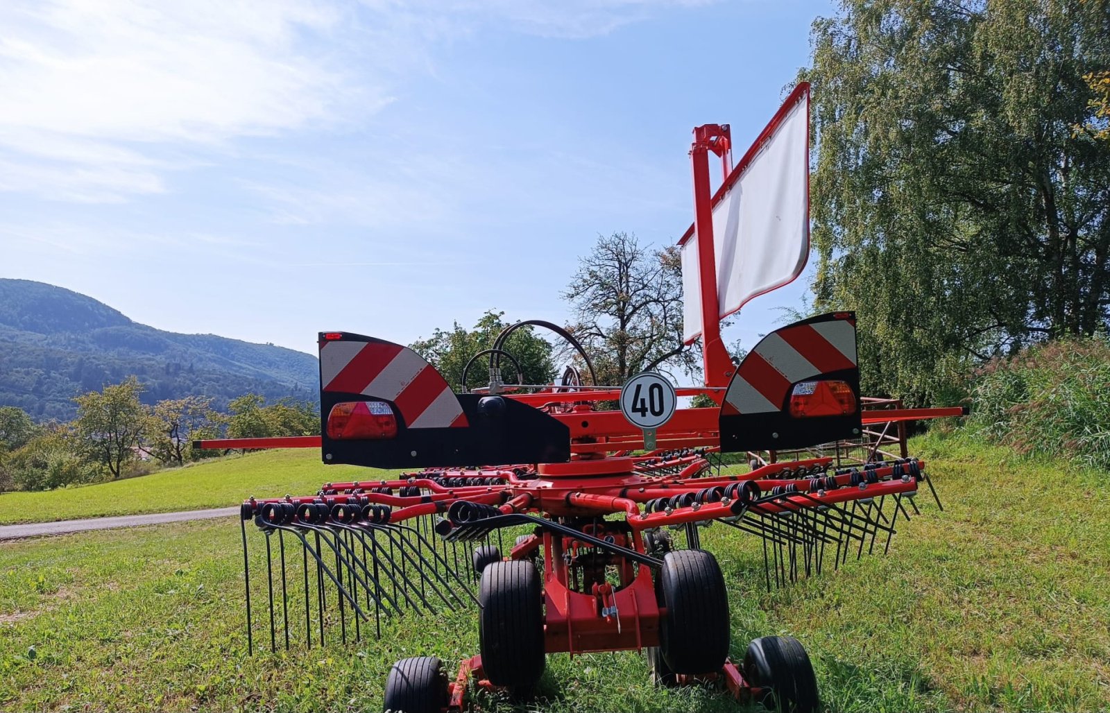 Schwader of the type Kuhn GA 6632, Gebrauchtmaschine in Kuchen (Picture 2)