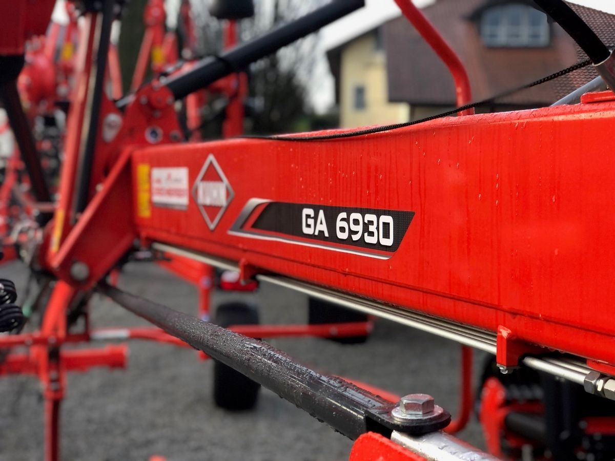 Schwader tip Kuhn GA 6930 Zweikreisel-Schwader, Neumaschine in St. Marienkirchen (Poză 7)