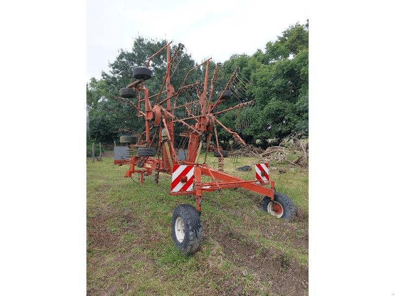 Schwader tipa Kuhn GA 7301, Gebrauchtmaschine u HERIC (Slika 1)