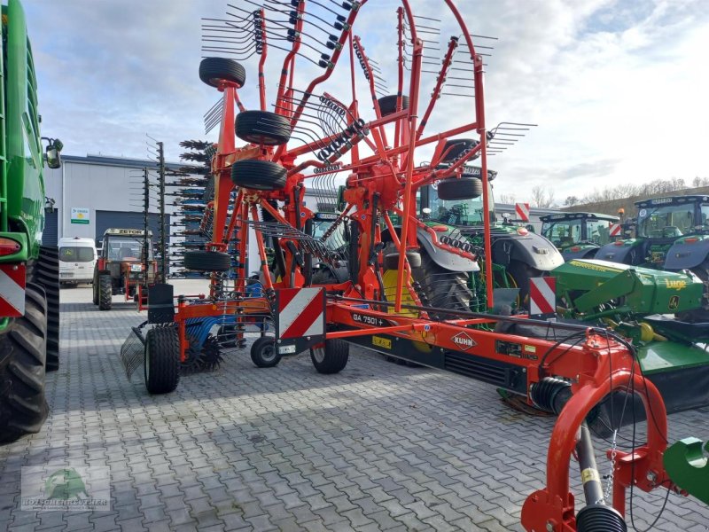 Schwader tipa Kuhn GA 7501+, Neumaschine u Teichröda (Slika 1)