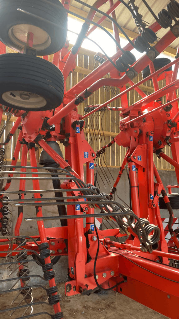 Schwader van het type Kuhn GA 7501, Gebrauchtmaschine in CONDE SUR VIRE (Foto 3)