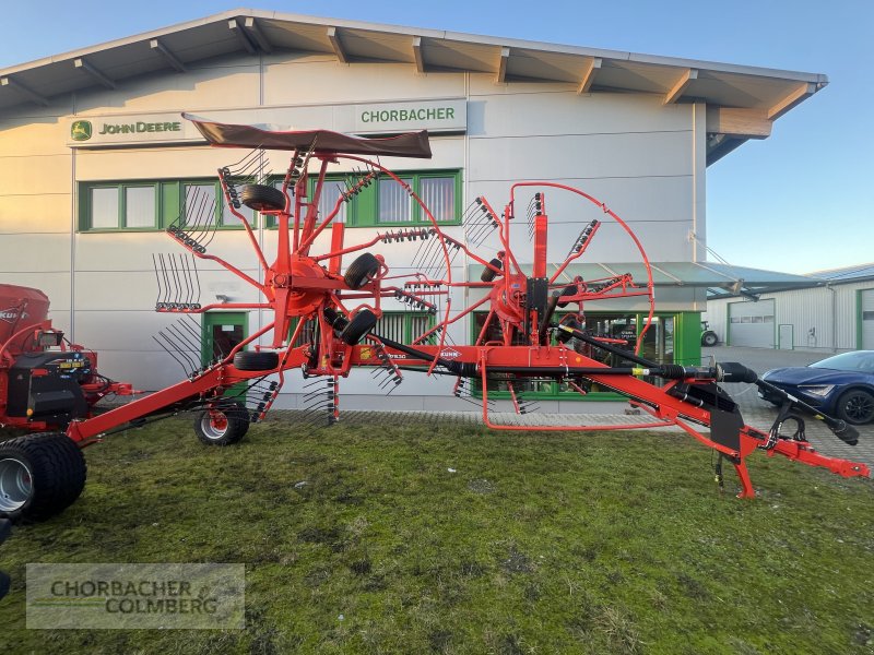 Schwader del tipo Kuhn GA 7530, Neumaschine In Colmberg