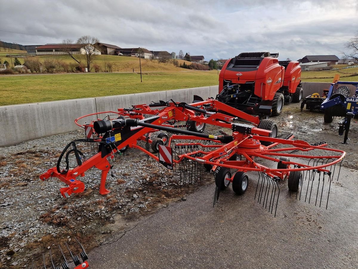 Schwader tipa Kuhn GA 7631, Neumaschine u Grünbach (Slika 2)