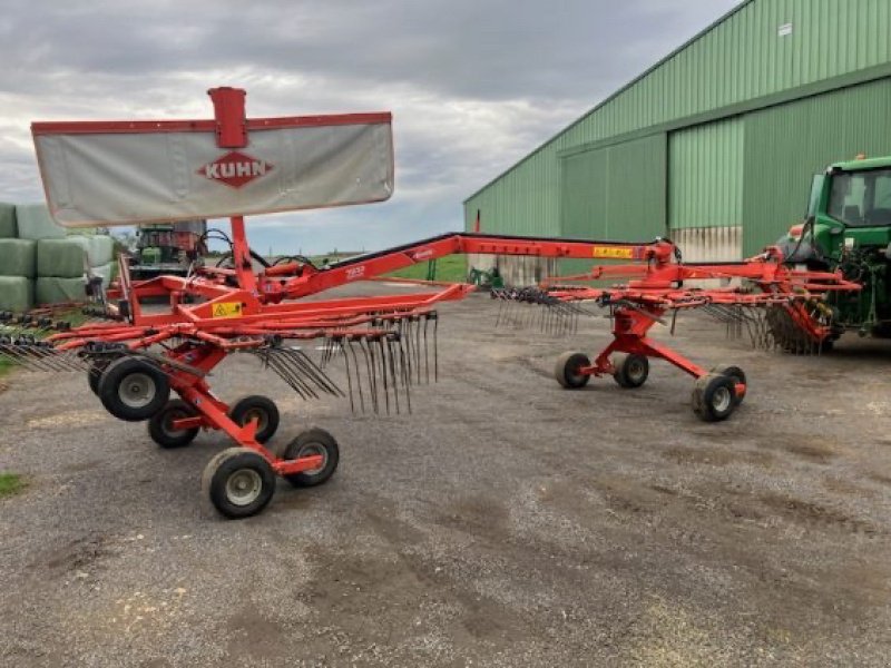 Schwader del tipo Kuhn GA 7932, Gebrauchtmaschine en LIMEY-REMENAUVILLE (Imagen 3)