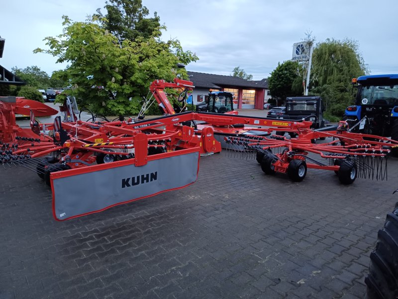 Schwader del tipo Kuhn GA 7932, Neumaschine en Beimerstetten (Imagen 1)