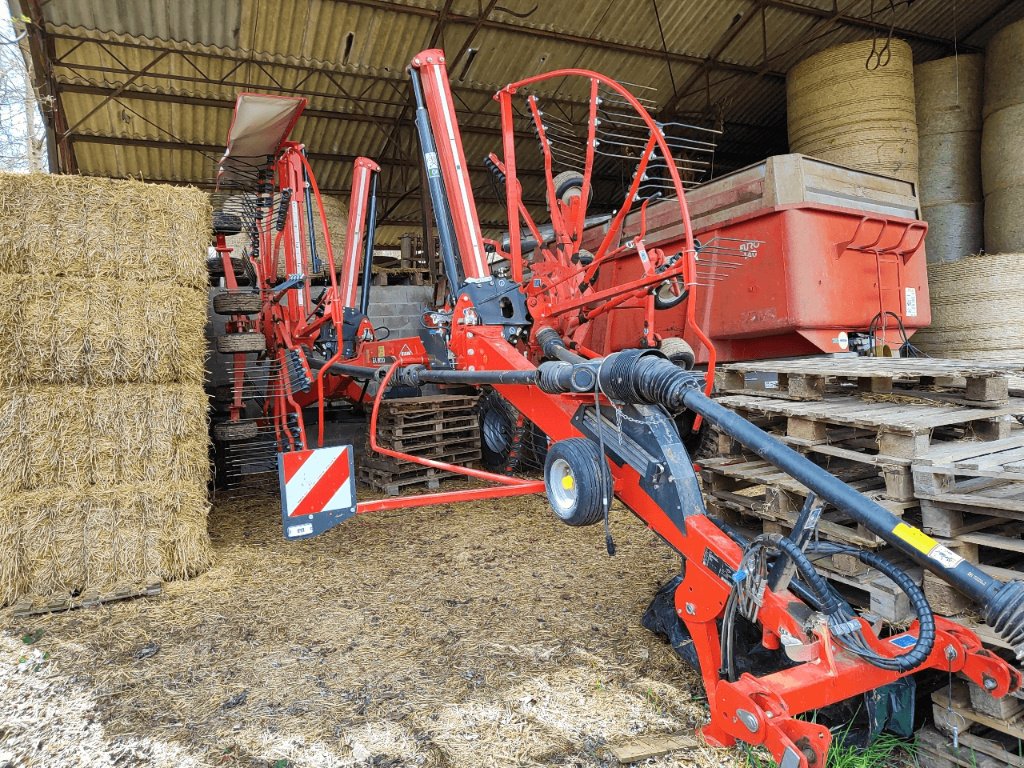 Schwader of the type Kuhn GA 8030, Gebrauchtmaschine in Saint-Nabord (Picture 1)