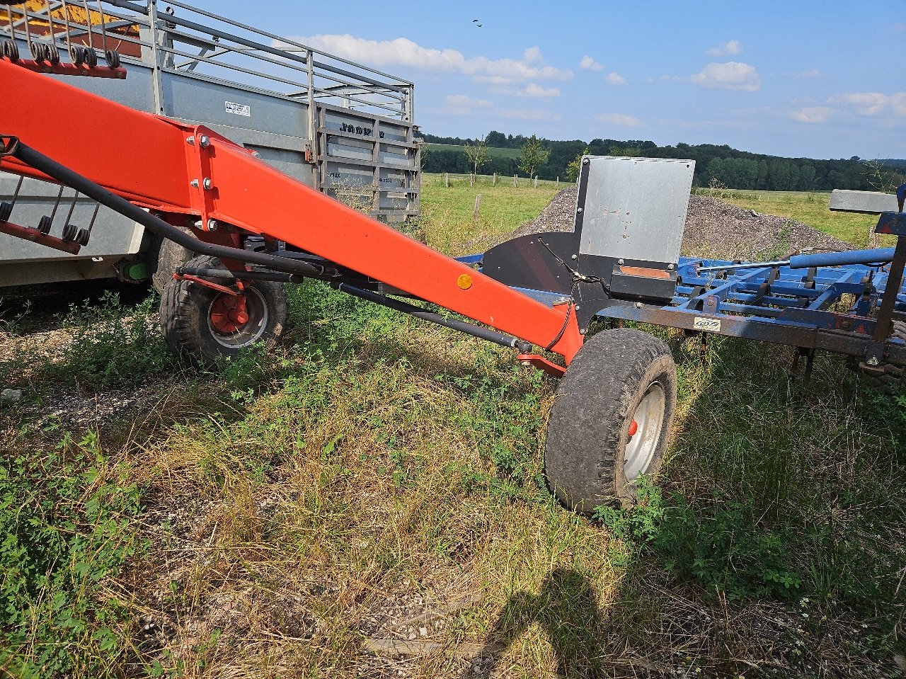 Schwader типа Kuhn Ga 8030, Gebrauchtmaschine в MANDRES-SUR-VAIR (Фотография 7)