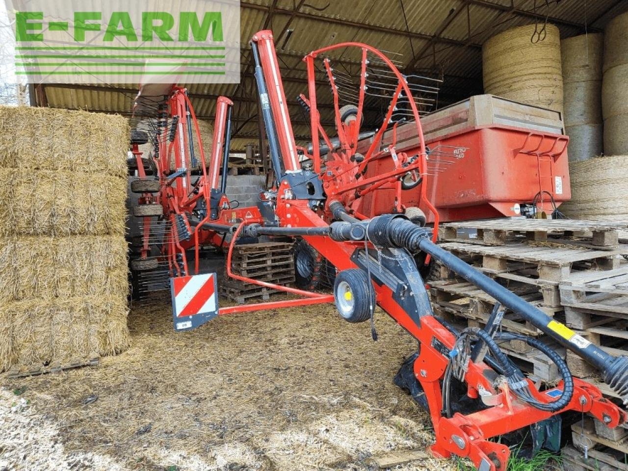 Schwader van het type Kuhn ga 8030, Gebrauchtmaschine in CHAUVONCOURT (Foto 1)