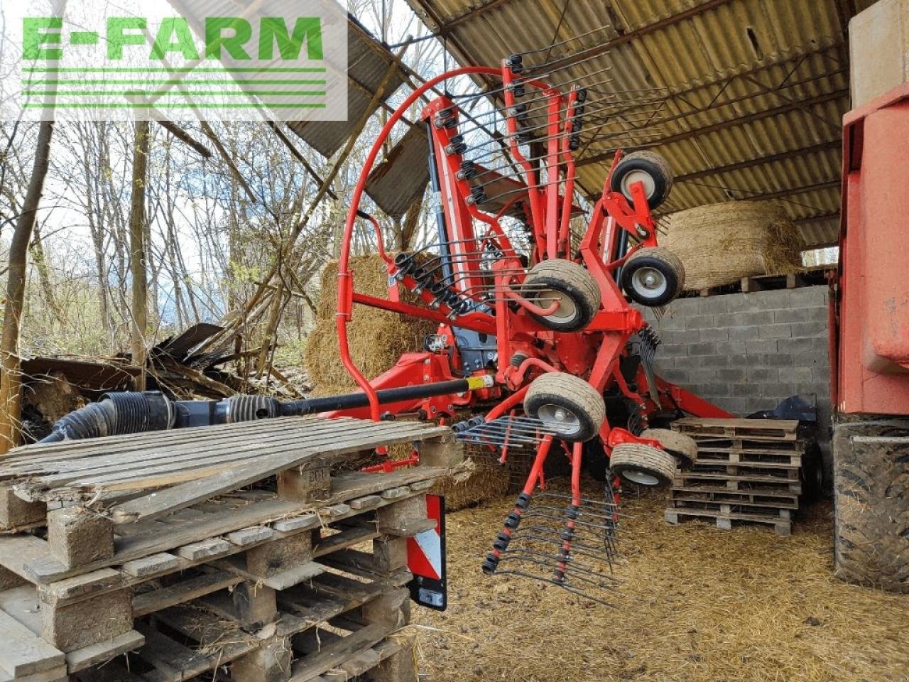 Schwader van het type Kuhn ga 8030, Gebrauchtmaschine in CHAUVONCOURT (Foto 2)