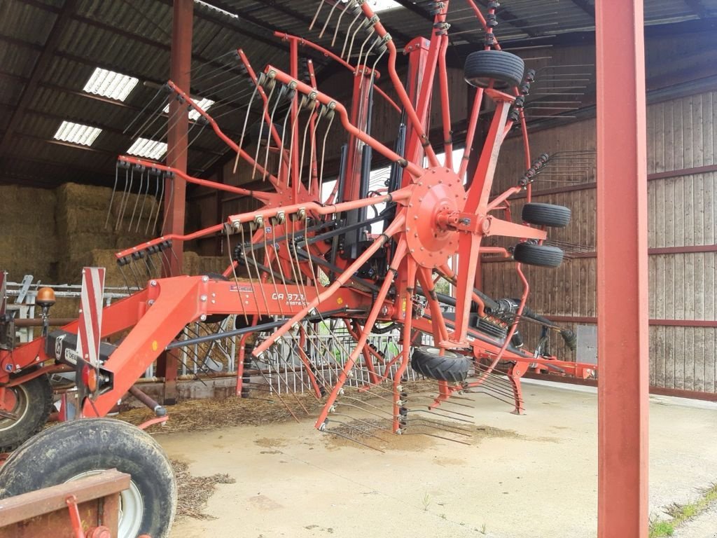 Schwader van het type Kuhn GA 8731, Gebrauchtmaschine in BRAS SUR MEUSE (Foto 3)