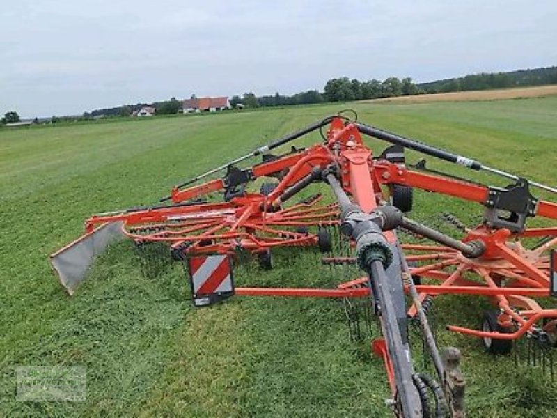 Schwader tip Kuhn GA 8830/Schwader/2-Kreisel/Vorführer/Neuwertig, Vorführmaschine in Gerstetten (Poză 1)