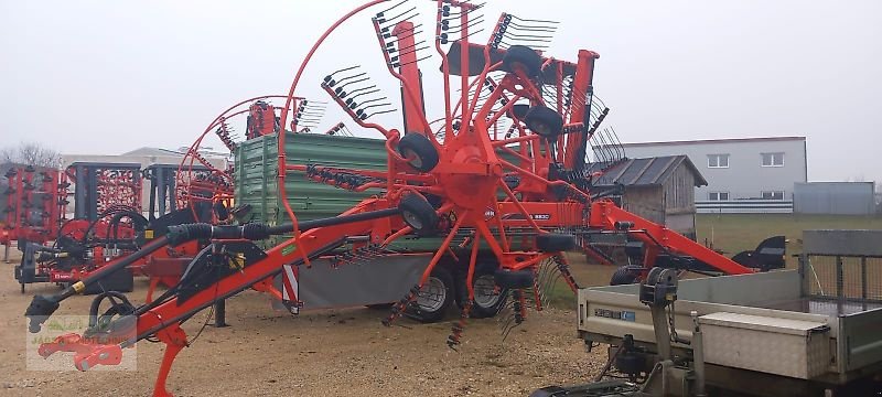 Schwader del tipo Kuhn GA 8830/Schwader/2-Kreisel/Vorführer/Neuwertig, Vorführmaschine In Gerstetten (Immagine 1)