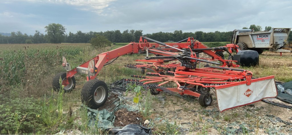 Schwader van het type Kuhn GA 8830, Gebrauchtmaschine in UZERCHE (Foto 4)