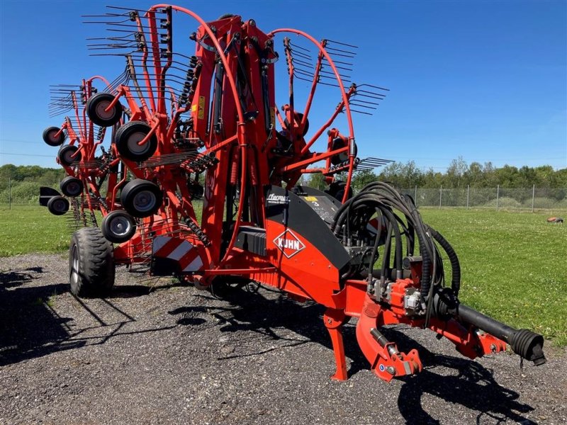 Schwader del tipo Kuhn GA13131 4-rotors rive, Gebrauchtmaschine In Aalestrup (Immagine 1)