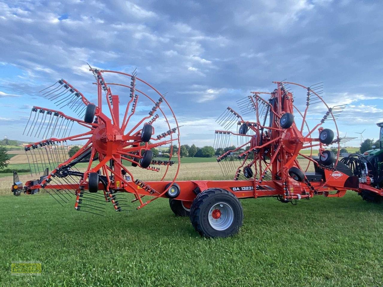 Schwader tip Kuhn GA13231, Neumaschine in Marsberg-Giershagen (Poză 3)