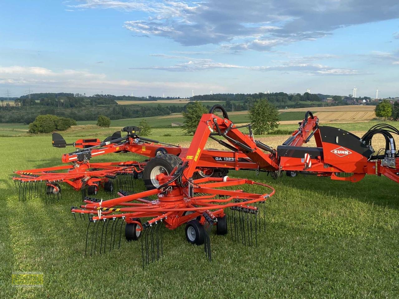 Schwader tipa Kuhn GA13231, Neumaschine u Marsberg-Giershagen (Slika 10)