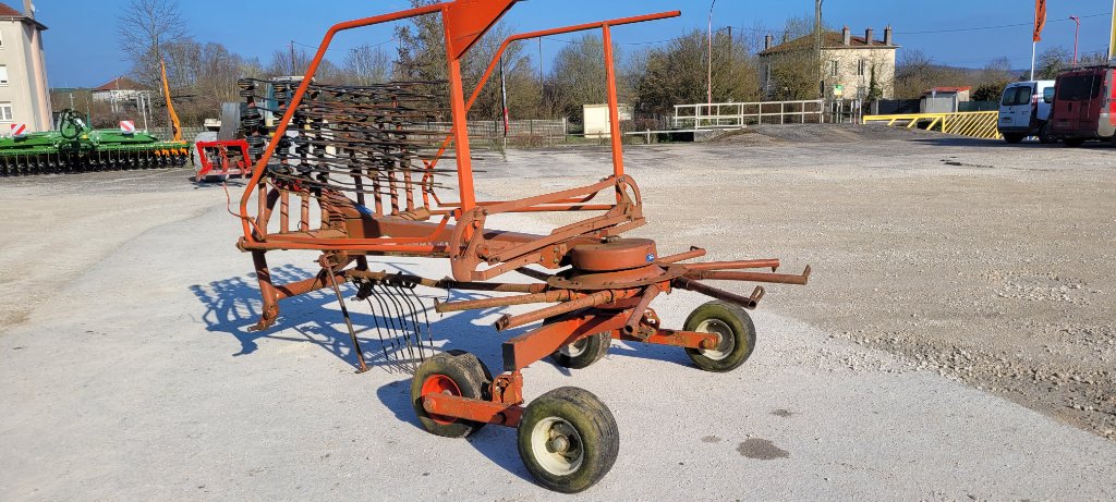 Schwader del tipo Kuhn GA4101, Gebrauchtmaschine en Lérouville (Imagen 10)