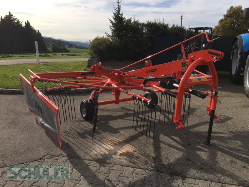 Schwader del tipo Kuhn Ga4201, Neumaschine In St. Märgen (Immagine 8)