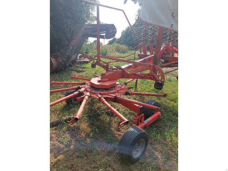 Schwader tip Kuhn GA4321, Gebrauchtmaschine in PLUMELEC (Poză 6)