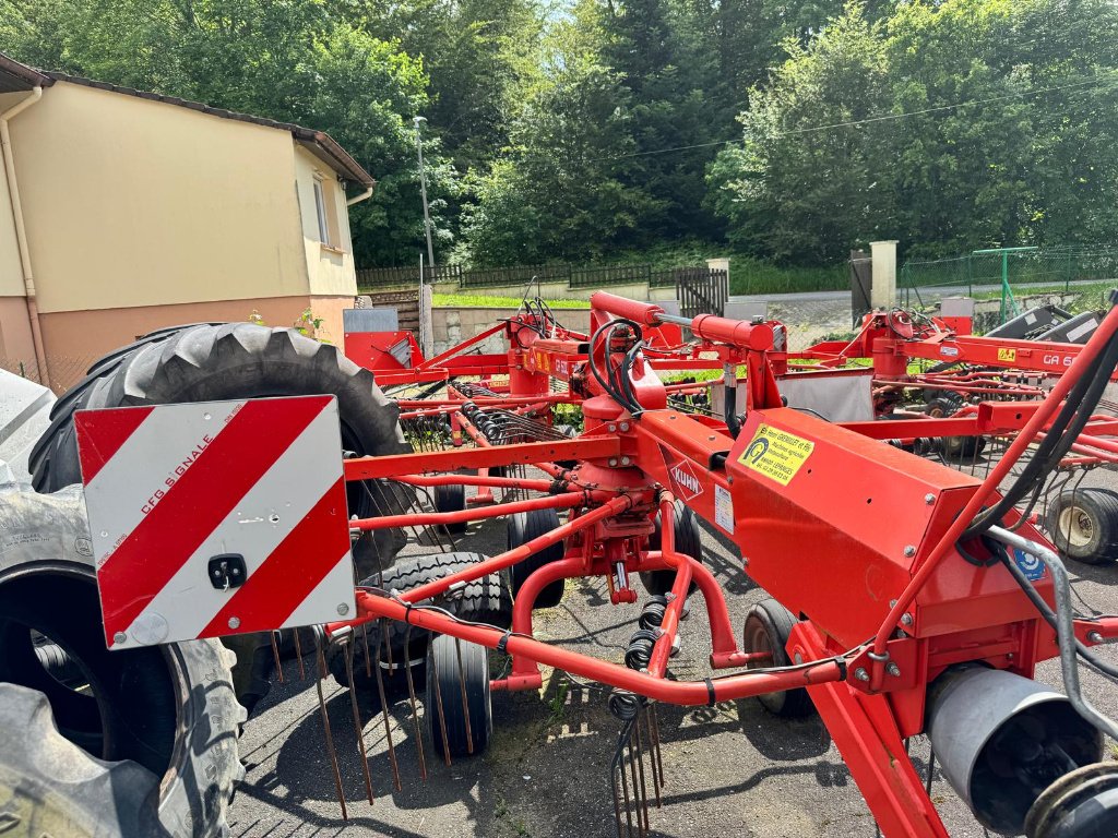 Schwader du type Kuhn Ga6002, Gebrauchtmaschine en Saint-Nabord (Photo 1)